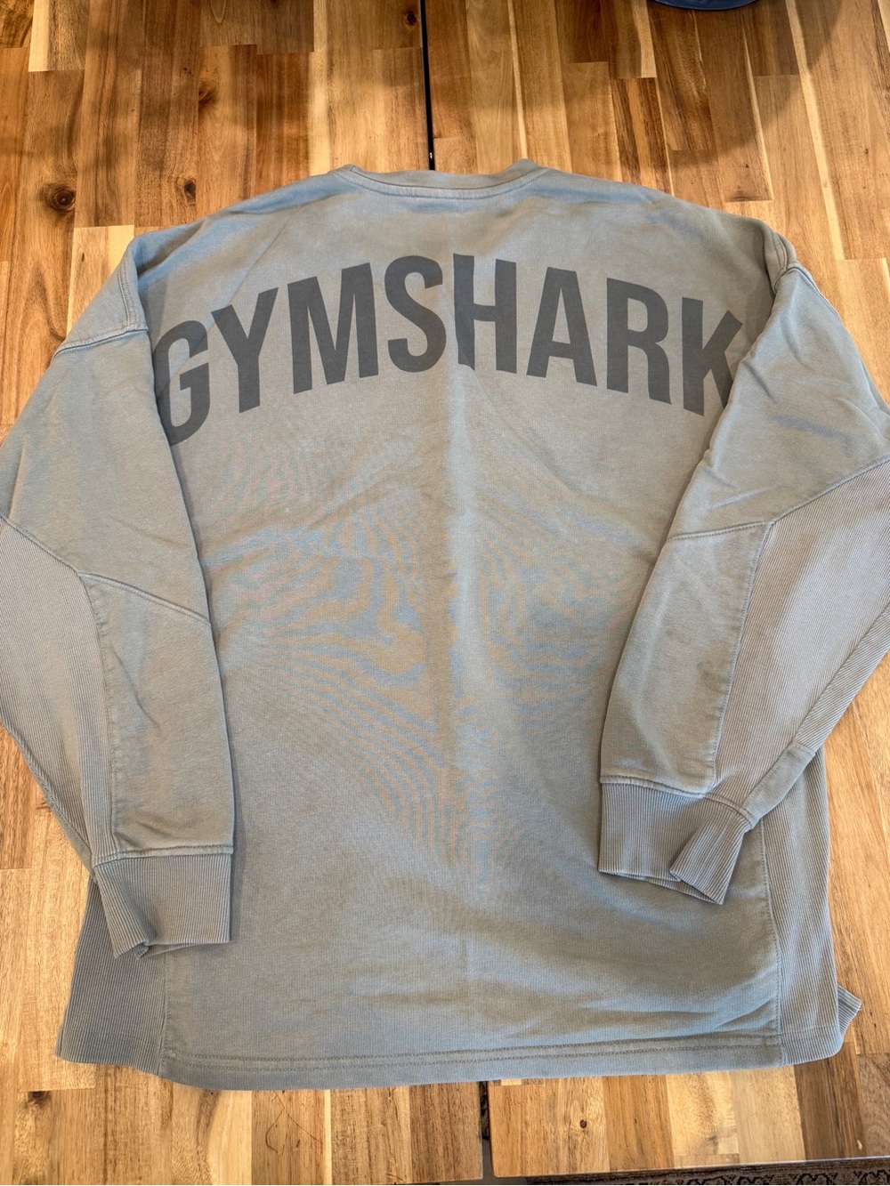 Gymshark Men's Back-Logo Long Sleeve Sweatshirt in Green